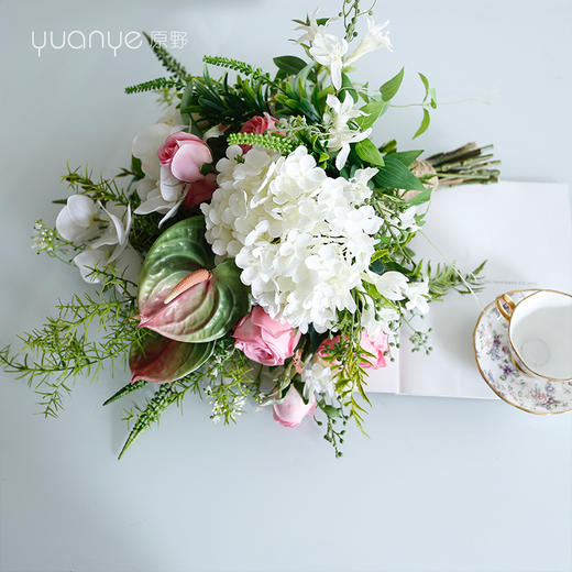 北欧轻奢仿真花高档手捧花束客厅酒店餐桌前台摆设件装饰花样板间 商品图1
