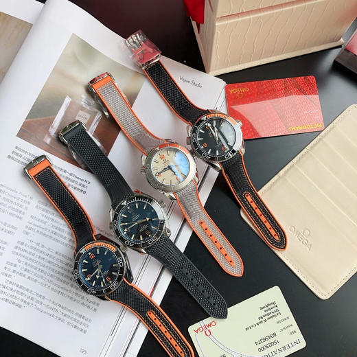 独家品质 OMEGA欧米茄海马系列600米潜水男士机械腕表
机芯：搭载进口西铁城全自动机械机芯 商品图0