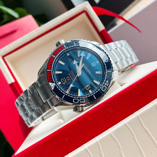 独家品质 OMEGA欧米茄海马系列600米潜水男士机械腕表
机芯：搭载进口西铁城全自动机械机芯 商品图3