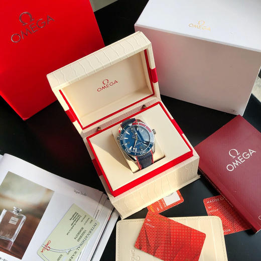 独家品质 OMEGA欧米茄海马系列600米潜水男士机械腕表
机芯：搭载进口西铁城全自动机械机芯 商品图8