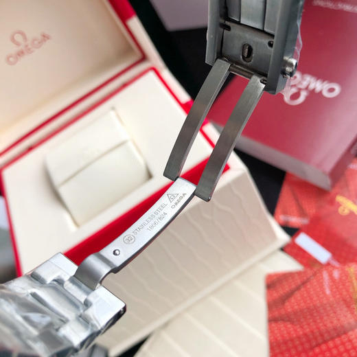 独家品质 OMEGA欧米茄海马系列600米潜水男士机械腕表
机芯：搭载进口西铁城全自动机械机芯 商品图8