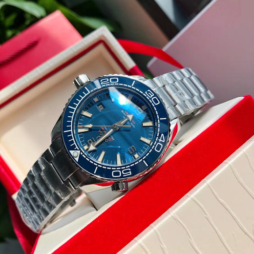 独家品质 OMEGA欧米茄海马系列600米潜水男士机械腕表
机芯：搭载进口西铁城全自动机械机芯 商品图5