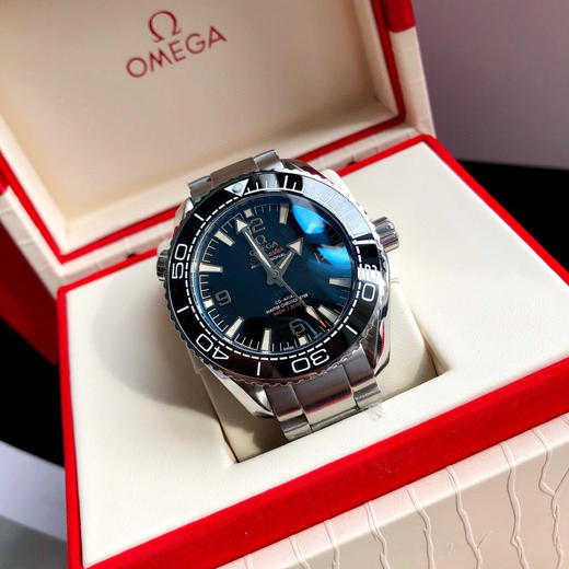 独家品质 OMEGA欧米茄海马系列600米潜水男士机械腕表
机芯：搭载进口西铁城全自动机械机芯 商品图1