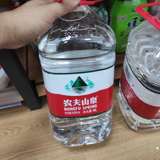农夫山泉饮用天然水4L 商品图0