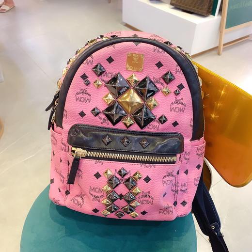MCM 粉色 小号 铆钉 牛皮 双肩包 商品图0