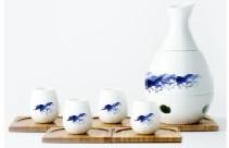 亮光白瓷釉上青花八骏马 商品图0