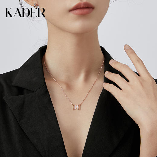 卡蒂罗项链女纯银小众设计感吊坠短款原创设计2020年新款生日礼物