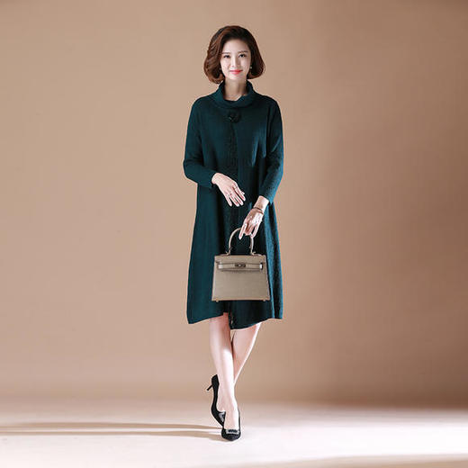 YCE-LM-1197妈妈装纯色大码中长款裙 商品图1