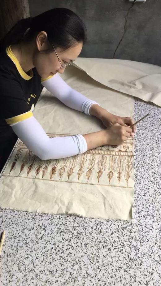 【心鳍建筑馆】蜡染服装 商品图2