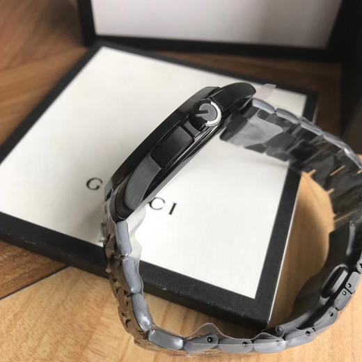 原单品质 Gucci古驰 小蜜蜂精钢G-timeless系列男表，配件原装厂出。原装瑞士石英机芯，多功能六针腕表，蓝宝石玻璃镜面，表盘尺寸42mm 全套专柜包装！ 商品图3