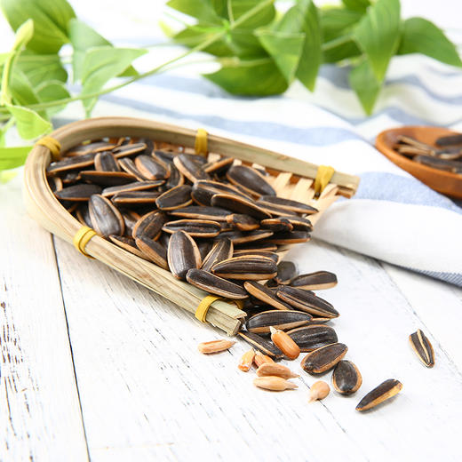 洽洽蓝袋焦糖山核桃味瓜子108g