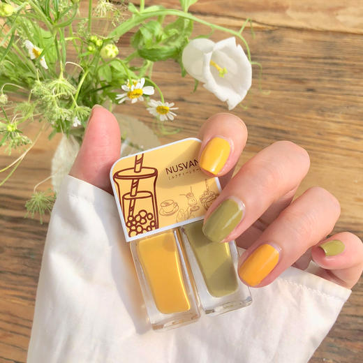 日本NUSVAN莫兰迪奶茶系列指甲油 商品图0