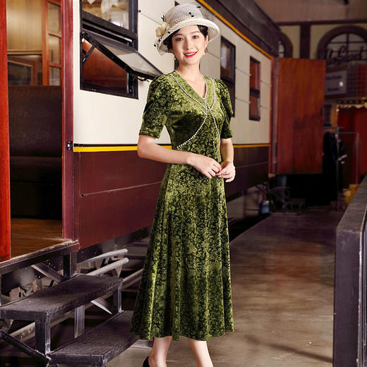 DLQ-A2689轻奢名媛气质设计感连衣裙 商品图0