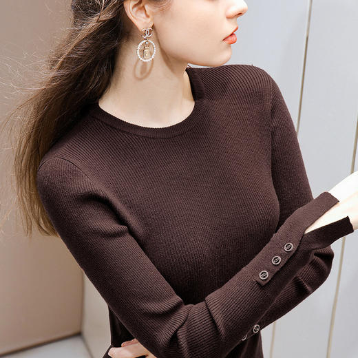 DY-AL50050女装内搭长袖洋气小衫圆领纽扣温柔风打底衫 商品图2