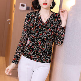 KQL-E237N9136修身显瘦T恤长袖交叉领大码打底衫