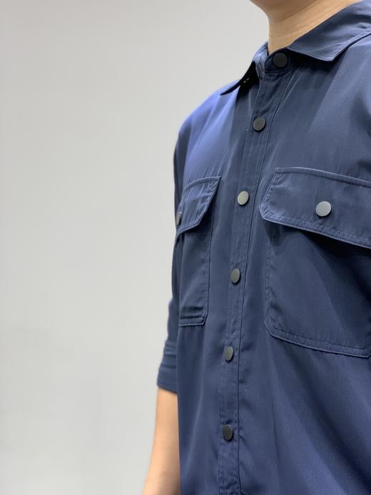 点此购买 迪桑特男款铜氨丝长袖衬衫 十一 158368 商品图4