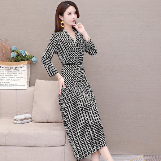 YWE-HSY-M2C021新款修身气质减龄长袖时尚格子连衣裙 商品图3