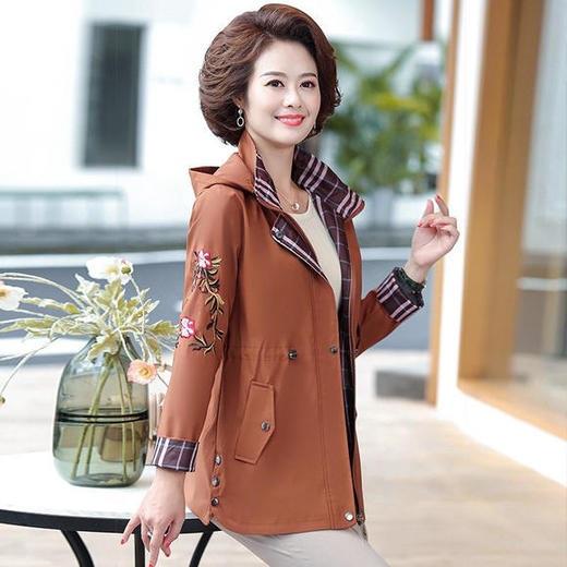 NP-6625秋季新款时尚刺绣妈妈装外套 商品图2