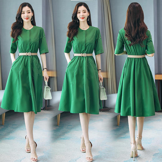 WZNH-BBL9960圆领套头宽松纯色清新森系可爱时尚连衣裙 商品图1