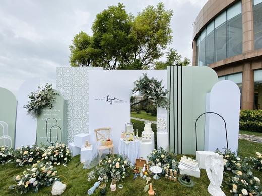 草坪婚礼-白色系婚礼甜品台 商品图0