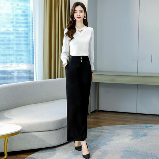 WZNH-HMQY2091秋季气质显瘦长袖时尚减龄套装 商品图2