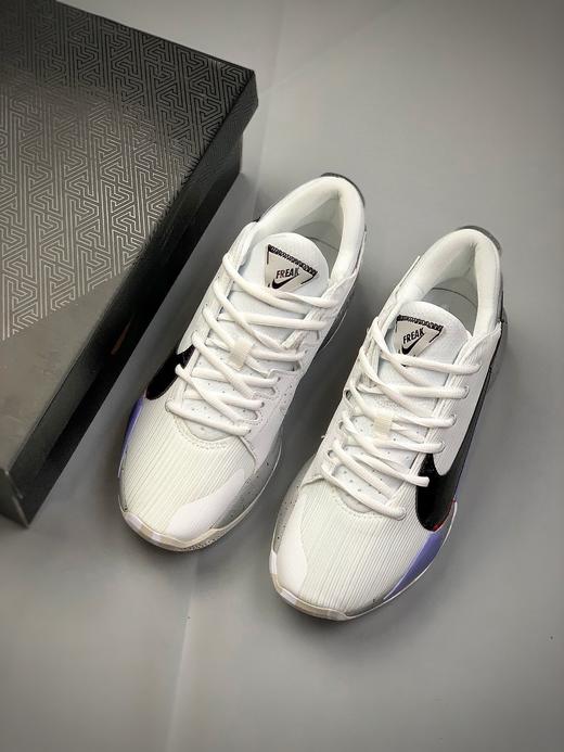 耐克 字母哥二代 货号：CK5424-100 商品图1