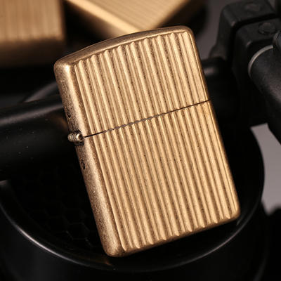 zippo芝宝打火机铜机双面加厚盔甲28638 商品图0