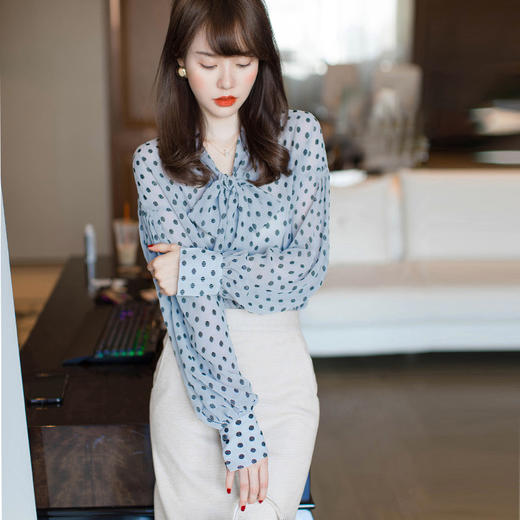 【法式优雅风】蝴蝶结波点 雪纺植绒长袖衬衫 & 白色高腰伞裙 显瘦气质 半身裙 商品图5