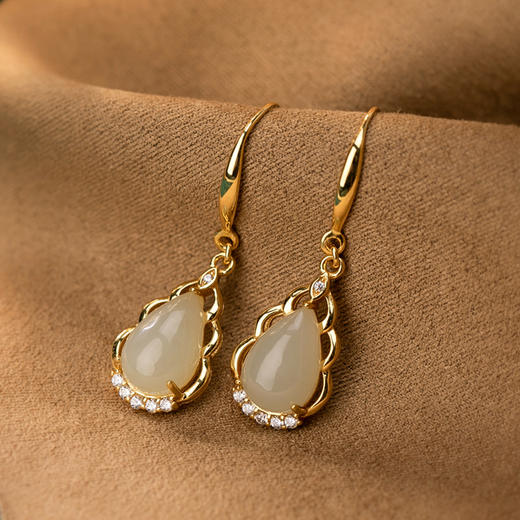 S925纯银镀金，天然和田玉个性百搭水滴形耳坠CW 商品图0