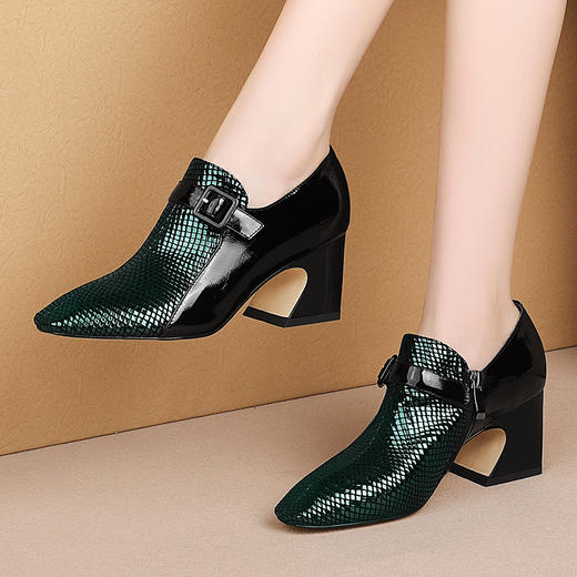 KBY-H2048粗跟方头深口单鞋女真皮大码裸靴拼色高跟鞋 商品图0