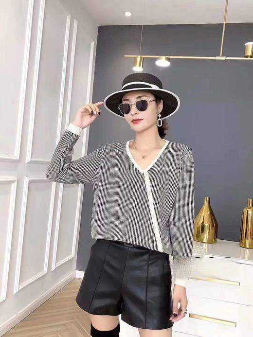 新款时尚千鸟格针织衫 商品图2