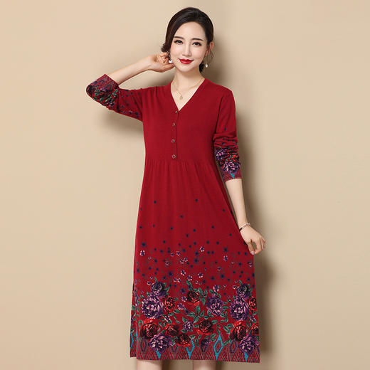 上海旗袍厂EE-ED21195F6-D    V领长袖印花羊毛绒衫连衣裙秋冬针织衫毛衣裙国风中长款羊毛衫女 商品图0