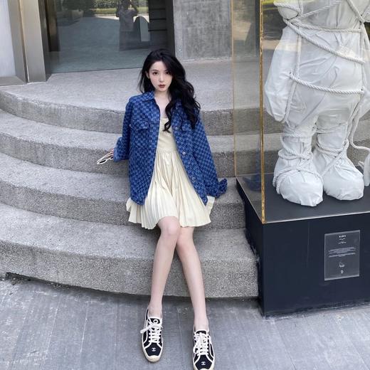 点此购买 GUCCI男女满印提花牛仔外套 曾158752 商品图5