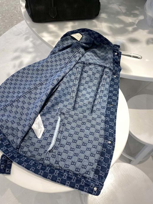 点此购买 GUCCI男女满印提花牛仔外套 曾158752 商品图13