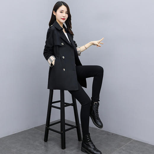 WZNH-ARE20255中长款英伦风袖口拼接宽松收腰风衣外套 商品图3