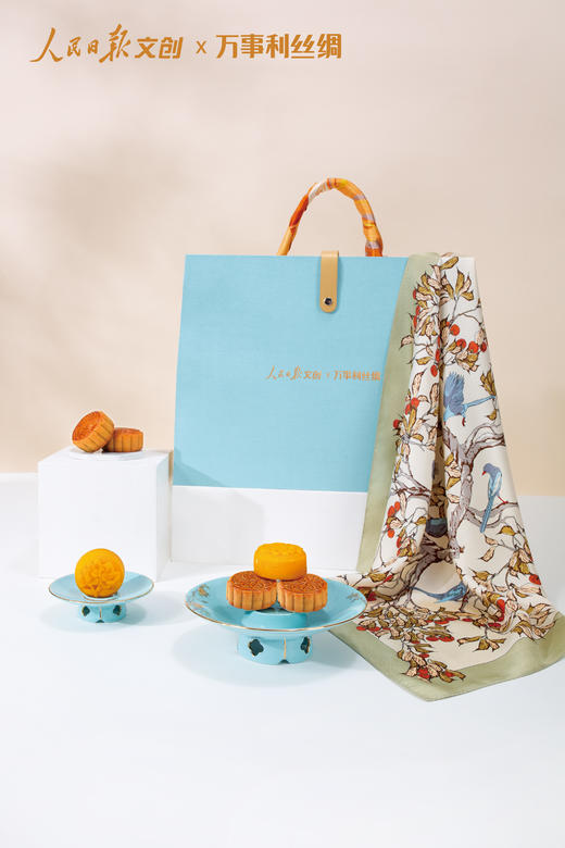 【丝月雅韵-精致套装】万事利人民日报文创联名《丝月雅韵》蚕丝小方巾月饼精致中秋礼盒 商品图13