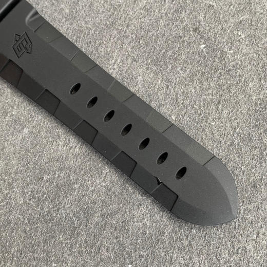 VS沛纳海新品47MM PAM1039 扬帆破浪，突破规则！VS真正的帆布面盘，集精湛技术与优异性能于一身 商品图6