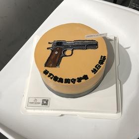 复古手绘手枪男士生日奶油蛋糕