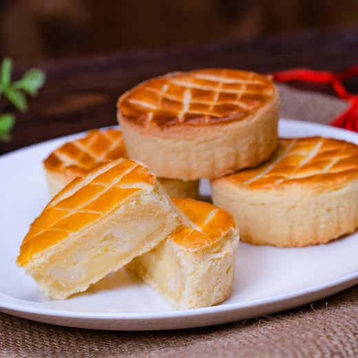 欧风乳酪月饼-限时直降，口味随机发（尝鲜品）6粒 只限富朗门店提货 商品图0