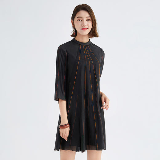 TANGY Collection/天意2020年秋季新品林隐系列线迹莨绸连衣裙 商品图2