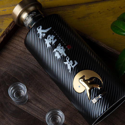 老客专享 限量供应 无敌款衡昌烧坊太极禅院酒酱香型白酒 商品图6