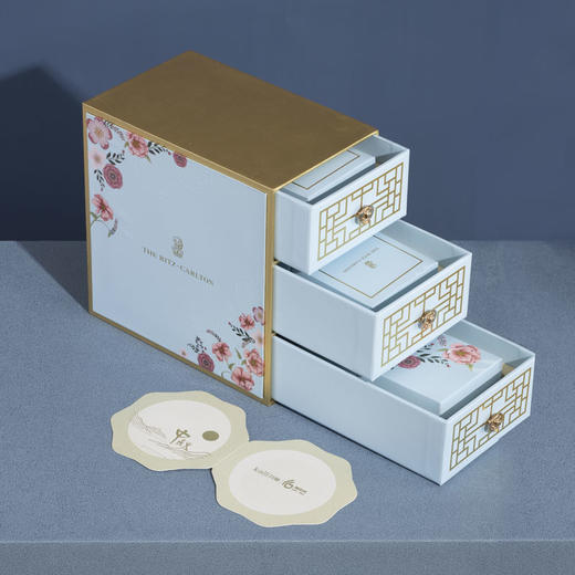 【中秋会员礼】丽思卡尔顿雅致月饼礼盒 商品图0