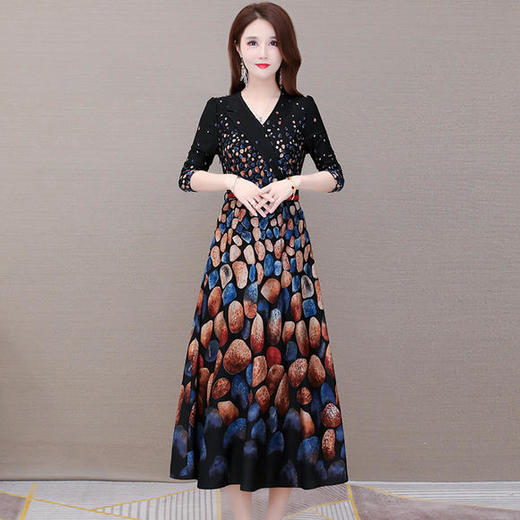 YWE-DQ2051秋新款气质减龄印花连衣裙 商品图2