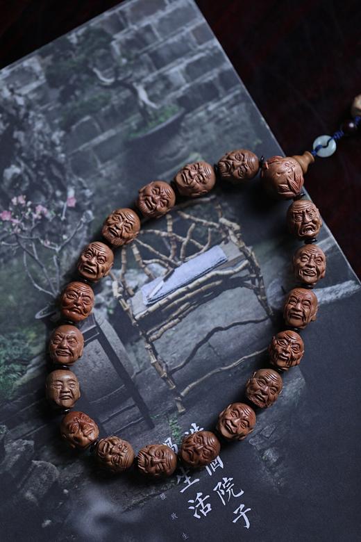 青山精选原创设计老山檀1519mm十八罗汉橄榄形手持念珠y40