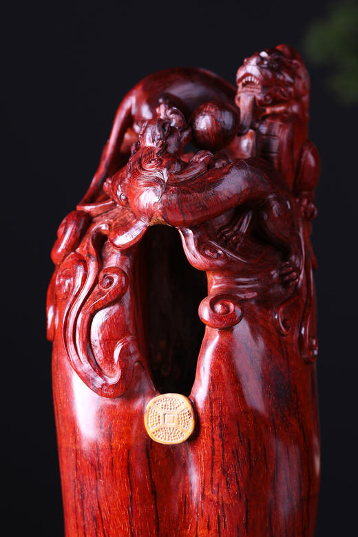 “螭龙戏珠”小叶紫檀摆件 b43 商品图5