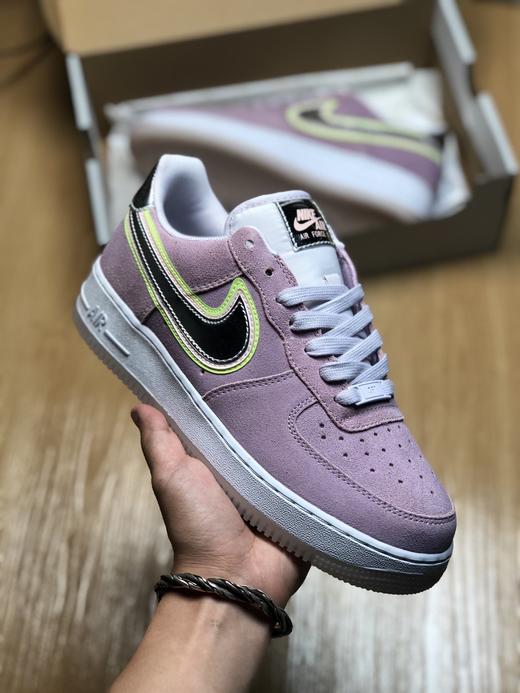 Nike Air Force 1 Low 香芋紫 空军一号低帮百搭休闲运动板鞋 柔软、弹性十足的缓震性能和出色的中底设计， 横跨复古与现代的外型结合 商品图0