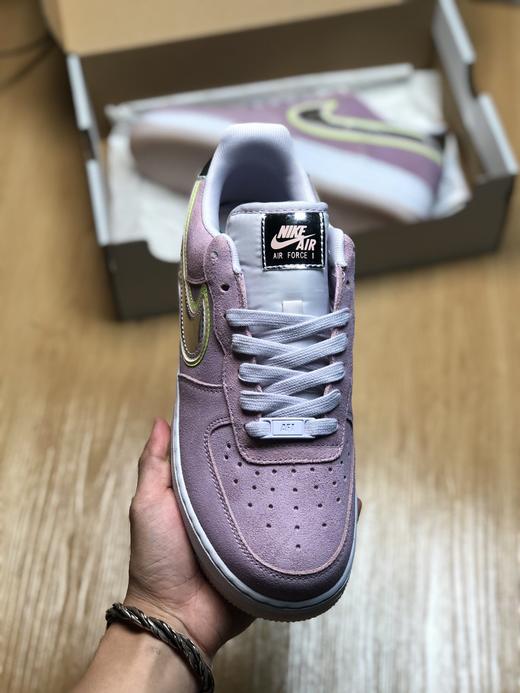Nike Air Force 1 Low 香芋紫 空军一号低帮百搭休闲运动板鞋 柔软、弹性十足的缓震性能和出色的中底设计， 横跨复古与现代的外型结合 商品图2