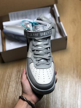 公司级 空军 迪奥 Dior x Nike Air Force 1 MID迪奥‮新全‬联名空军一号中帮百搭休闲运‮板动‬鞋