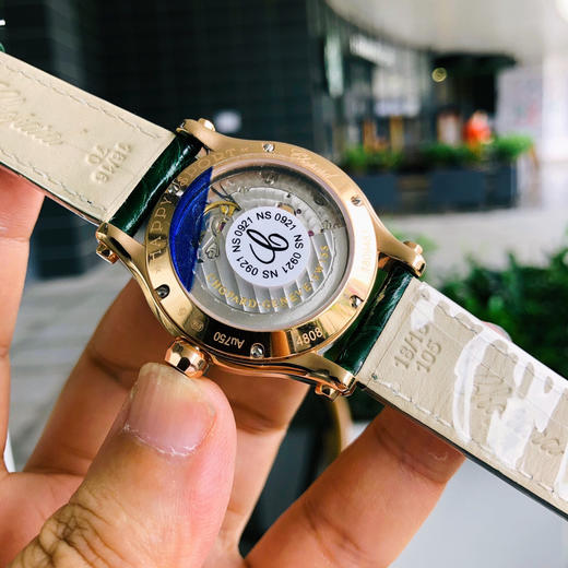 萧邦 快乐钻系列HAPPY SPORT MEDIUM AUTOMATIC系列 278559-3001 特别推荐 女神级腕表。自1993年HappySport推出以来 商品图5