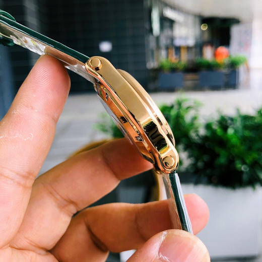 萧邦 快乐钻系列HAPPY SPORT MEDIUM AUTOMATIC系列 278559-3001 特别推荐 女神级腕表。自1993年HappySport推出以来 商品图3